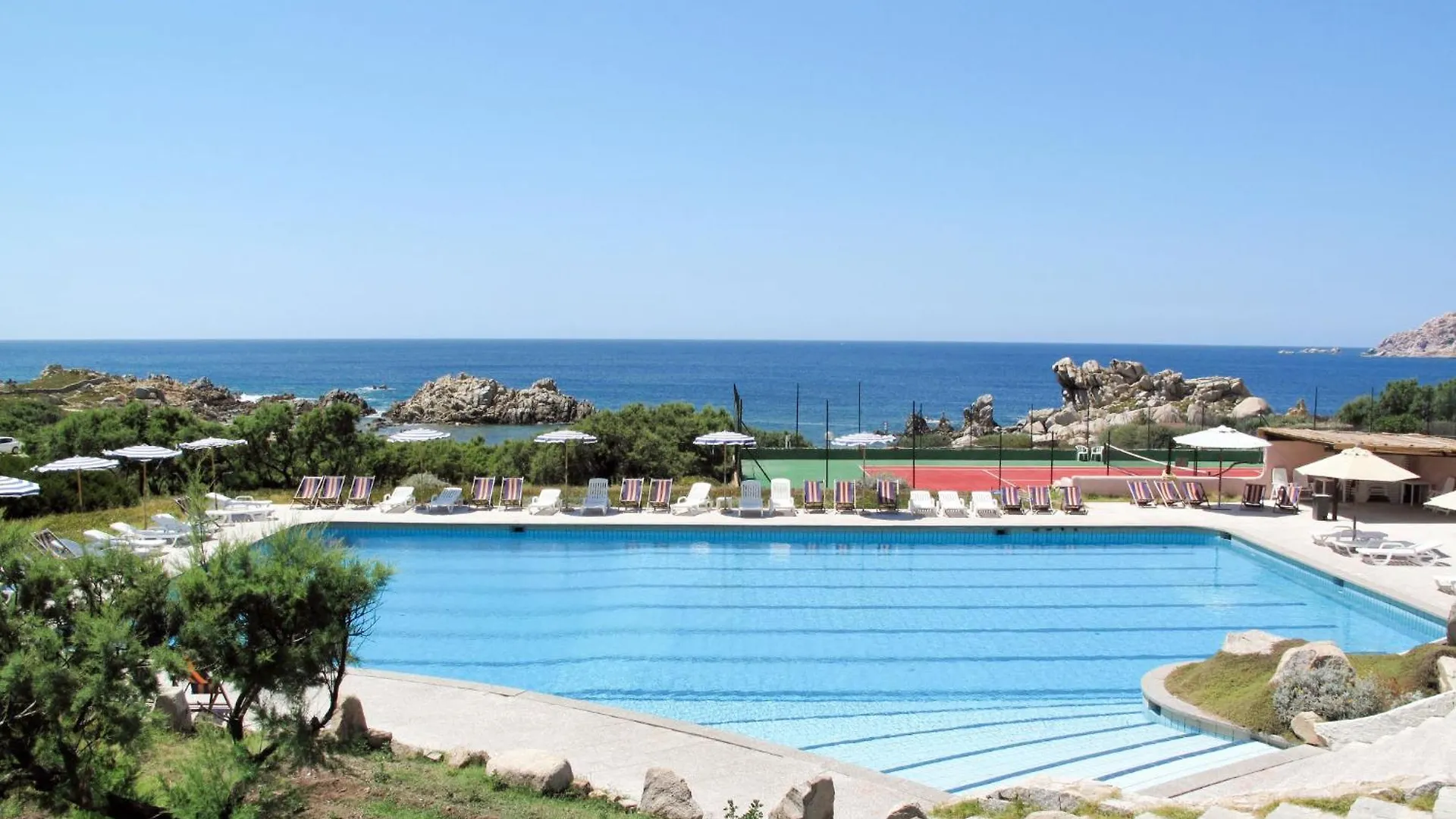 Apartment Baia Santa Reparata - Bilo 3 By Interhome